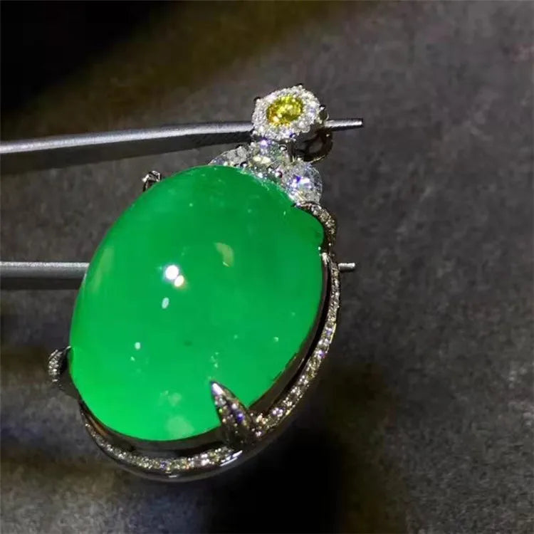 Saudi Arabia Royal Gemstone Jewelry With Price 18k Gold 64.9ct Colombia Natural Green Emerald Necklace Pendant