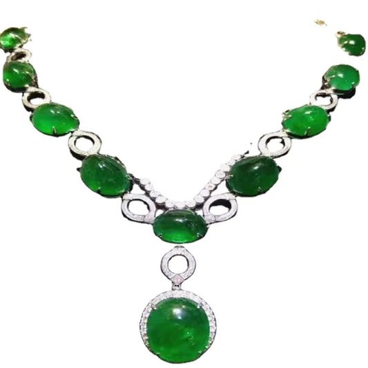 18K Gold Fine Custom Jewelry Luxury Necklace 106.5 Vivid Green Natural Emerald Gem Stone Classic Flower Pattern for Jewellery